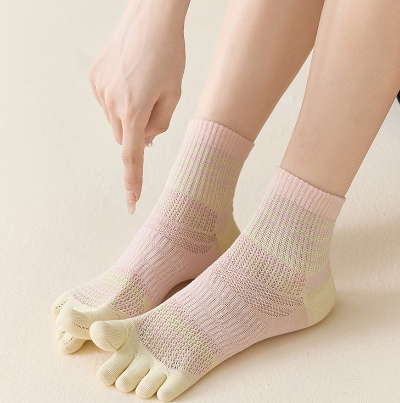 5Pack Women Five Finger Toe Socks Crew Sport Colors Mesh Casual Calf Striped 5-9 gallery