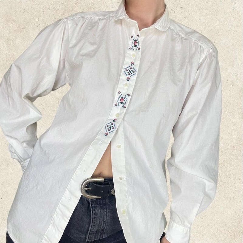 Vintage 90s Floral Cross Stitch Embroidered White Cotton Blouse Fairy Coquette