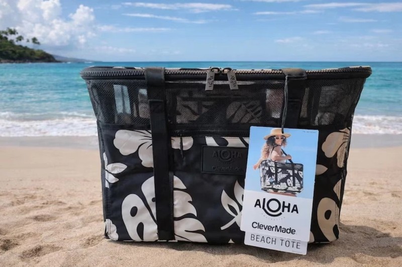 Aloha Collection CleverMade Foldable Mesh Beach Tote Black White Floral Zip gallery