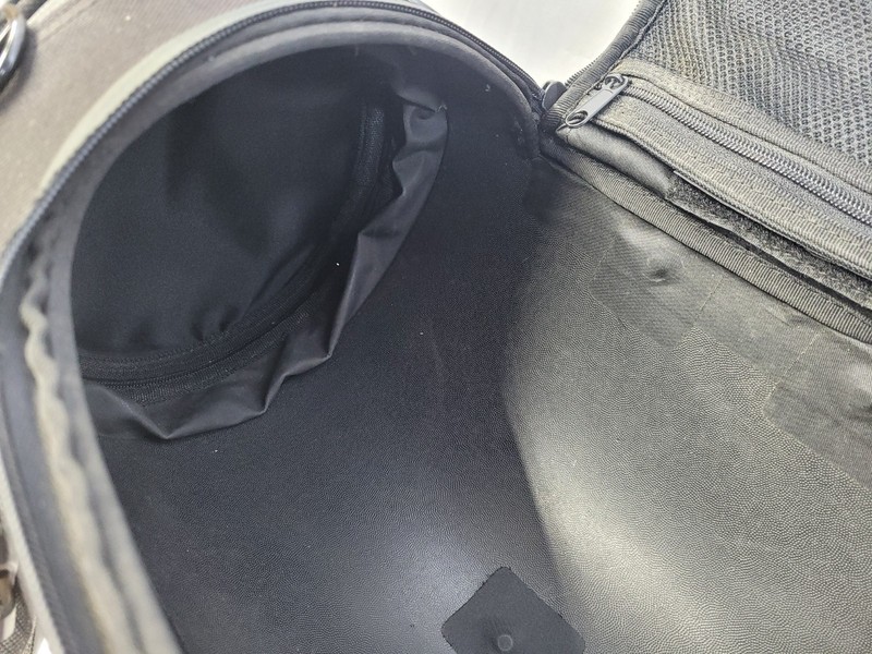 Kuryakyn Momentum Freeloader Expandable Sissy Bar Duffle Bag NEW Black 5282 gallery