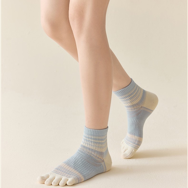 5Pack Women Five Finger Toe Socks Crew Sport Colors Mesh Casual Calf Striped 5-9 gallery