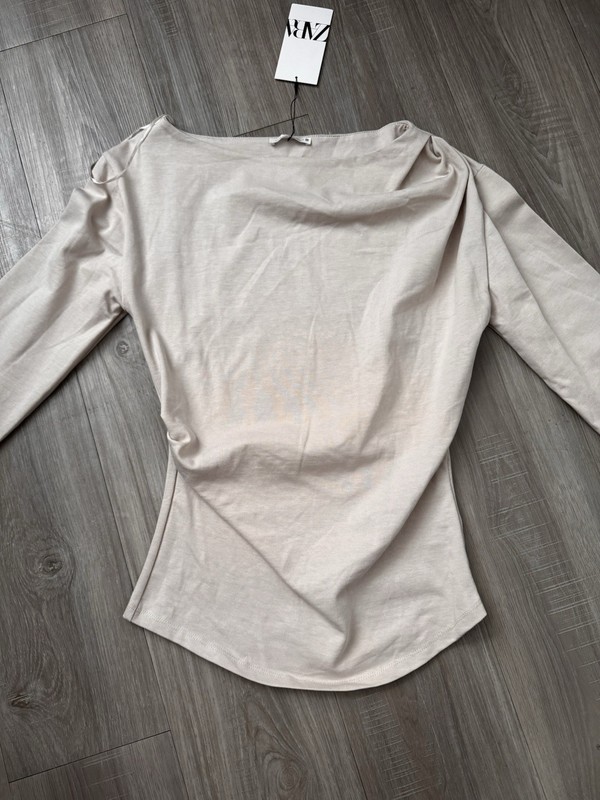 zara cotton long sleeve Top
