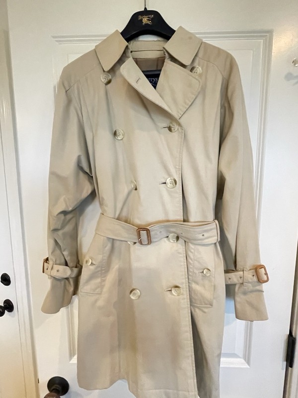 Burberrys 1980s Vintage Women’s 3/4 Trench Coat Check Lining Made in England 8R