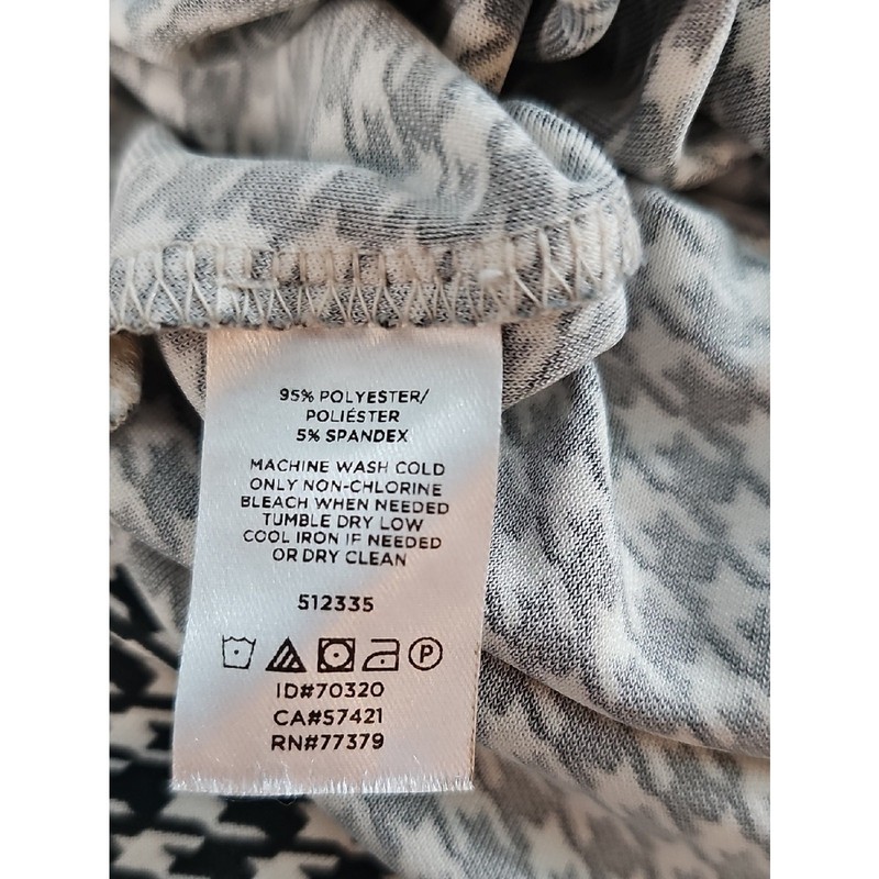 Ann Taylor Size M Black and White Houndstooth Long Sleeve Top gallery