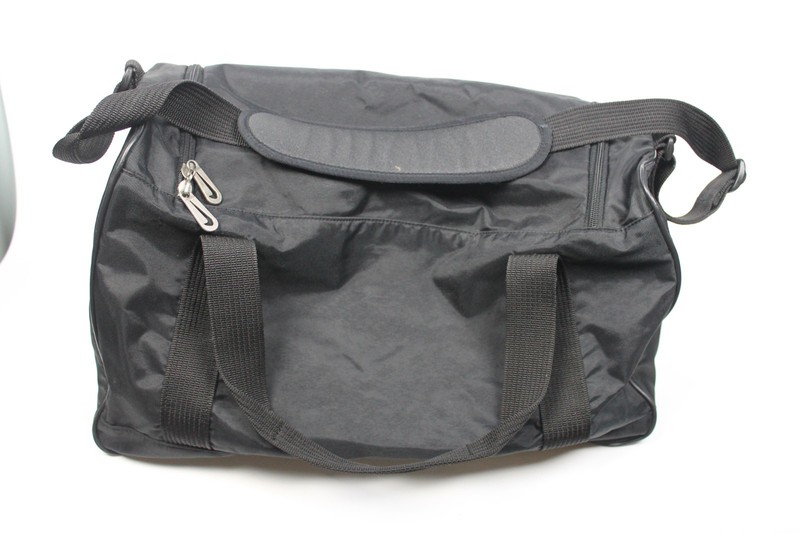 VINTAGE 90’s NIKE Duffle Gym Sports Bag SWOOSH Embroidered BLACK / Red Logo y2k gallery
