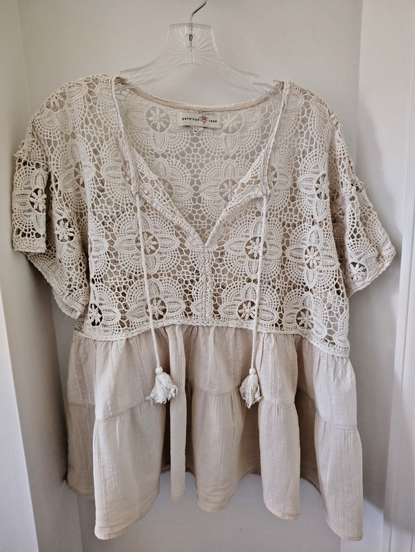 Penelope Rose Crochet Lace Cream Women’s Top Ruffled Waist Boho Blouse ~ Size L