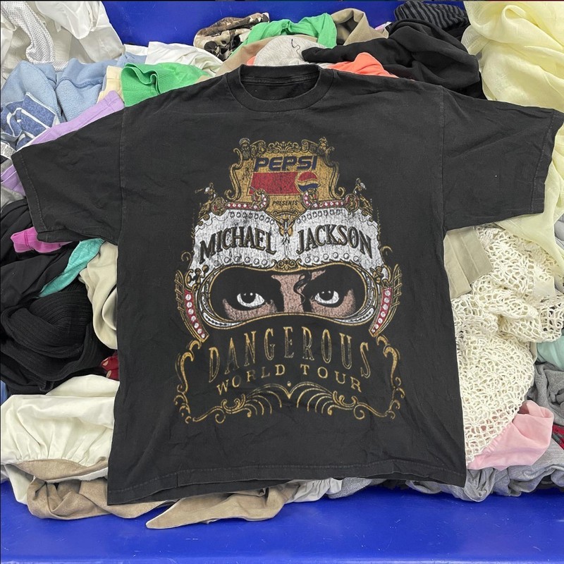 Michael Jackson’s Dangerous 90s Aged T-Shirt Black XL