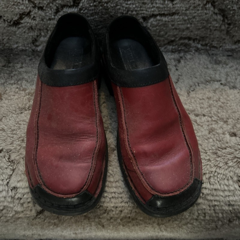 Josef Seibel Red Black moc toe Leather Clogs Mules 7.5 / 38 cosplay emo goth gallery