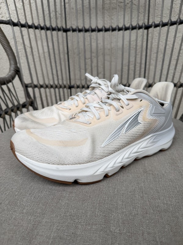 Altra Provision 6 – Men’s Size Unknown – Tongue Tags Removed – See Measurements
