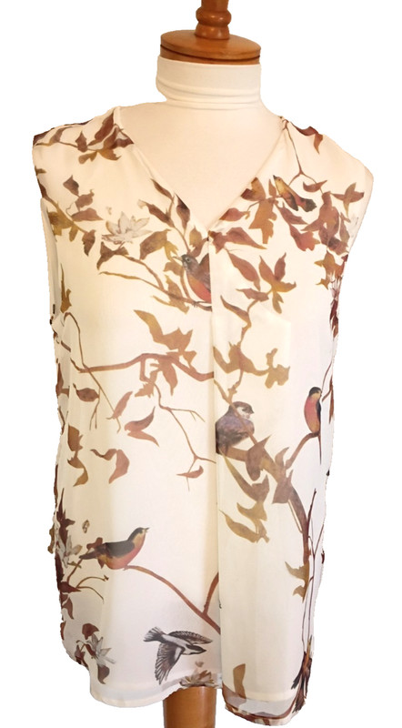Jieru Bird/Leaves Print Sheer Lined Sleeveless Top V-Neck Size Medium