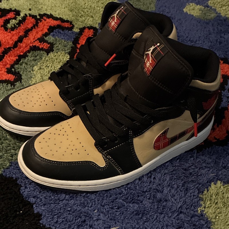 Jordan Air Jordan 1 Mid Iron Grey Plaid Swoosh Black Beige Red DQ8426-001 gallery