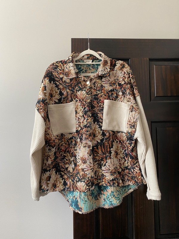 POL Floral Tapestry Shacket Women’s Small Oversized Button Front Jacket Boho