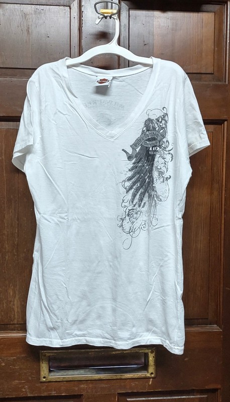 Milwaukee Harley-Davidson Wisconsin White T-Shirt 110 Years Womens Sz L? No Size