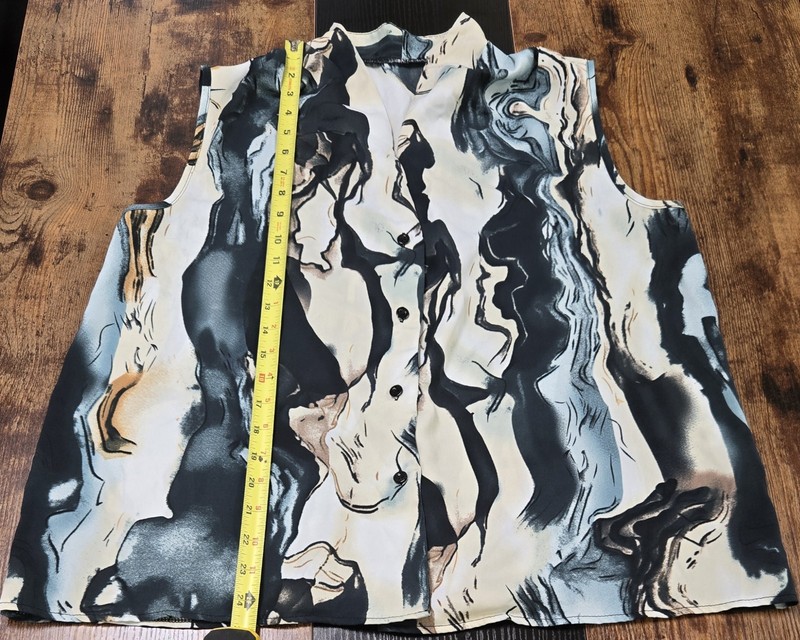 Seeing Prive Marble Print Button Front Women’s Sleeveless Blouse Size Large