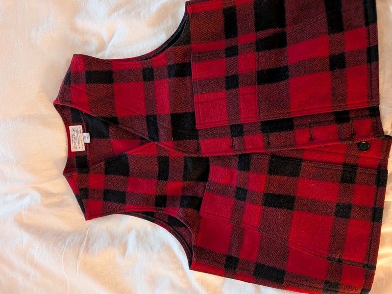 Filson Mackinaw Wool Vest Red Black Buffalo Plaid Made in USA Size 46