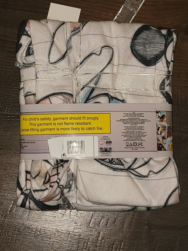 New Toddler Baby Sz 12 18 Months Disney 100 Character Mash Up Family Pajamas Set gallery