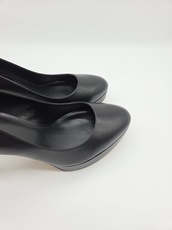 Michael Kors Women's Chantal Black Platform Leather Pumps Size 9.5/10/11 NIB gallery