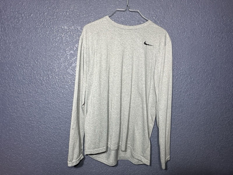Nike Dri-FIT L Men’s Gray Long Sleeve Athletic Training Shirt Gym Large Heather
