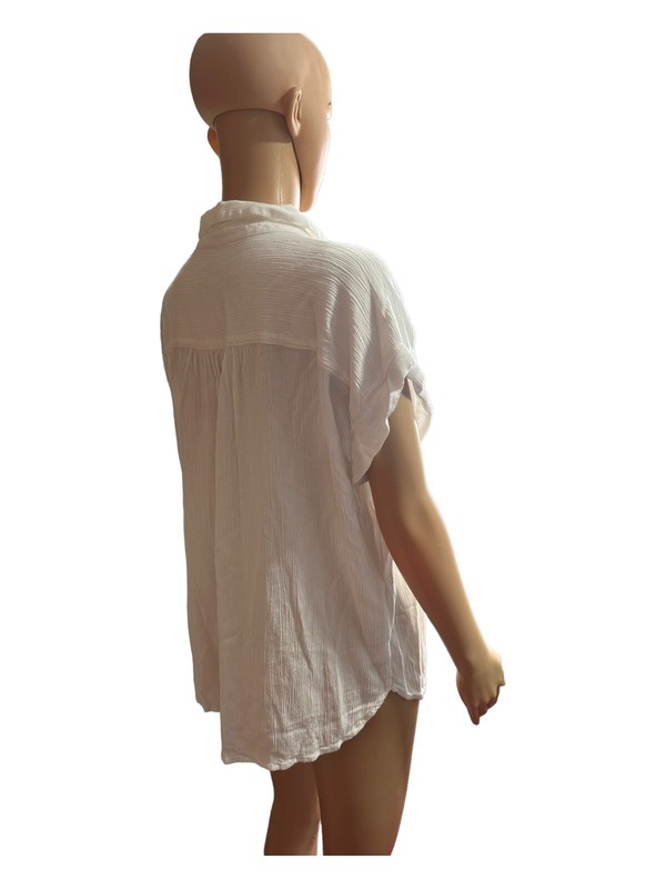 Women’s Loft White Petit Top 3/4 buttons. XXLP gallery