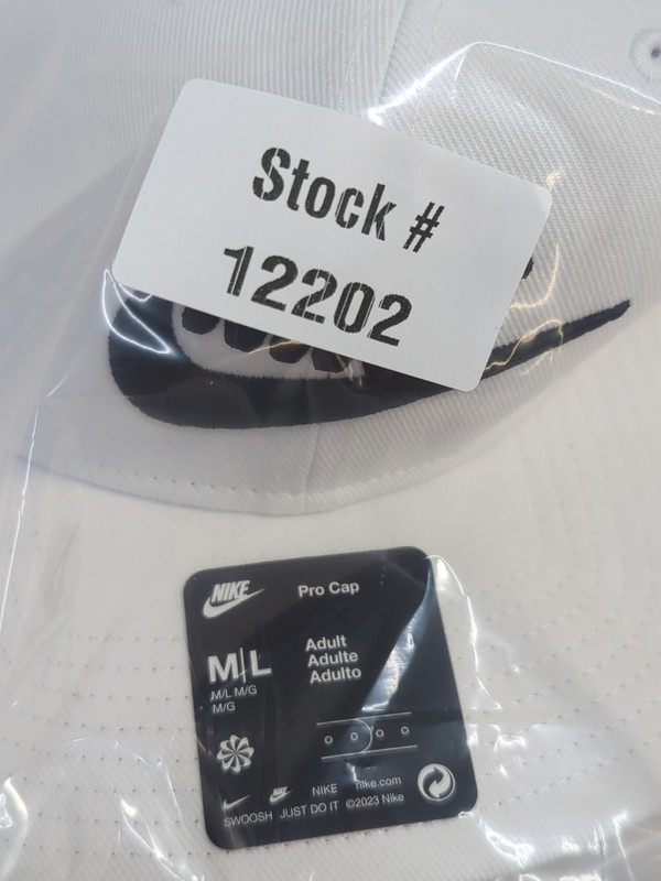 Nike Dri FIT Pro Snapback Men's Structured Futura Cap M/L White Black FB5380100 gallery