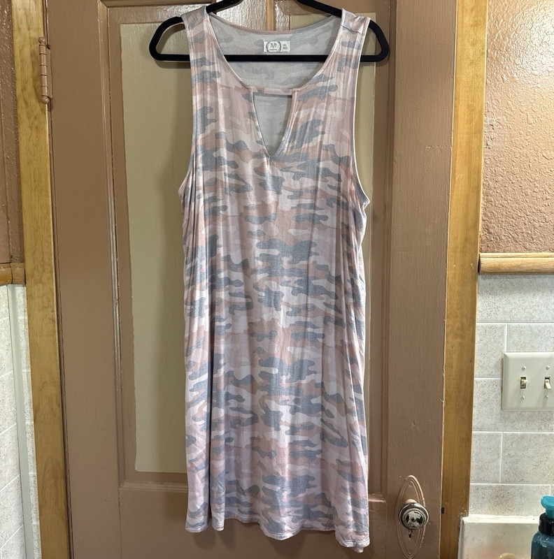 Maurices 24/7 XXL Pink Gray Camo Sleeveless Tank Shift Dress Scoop Neck Women