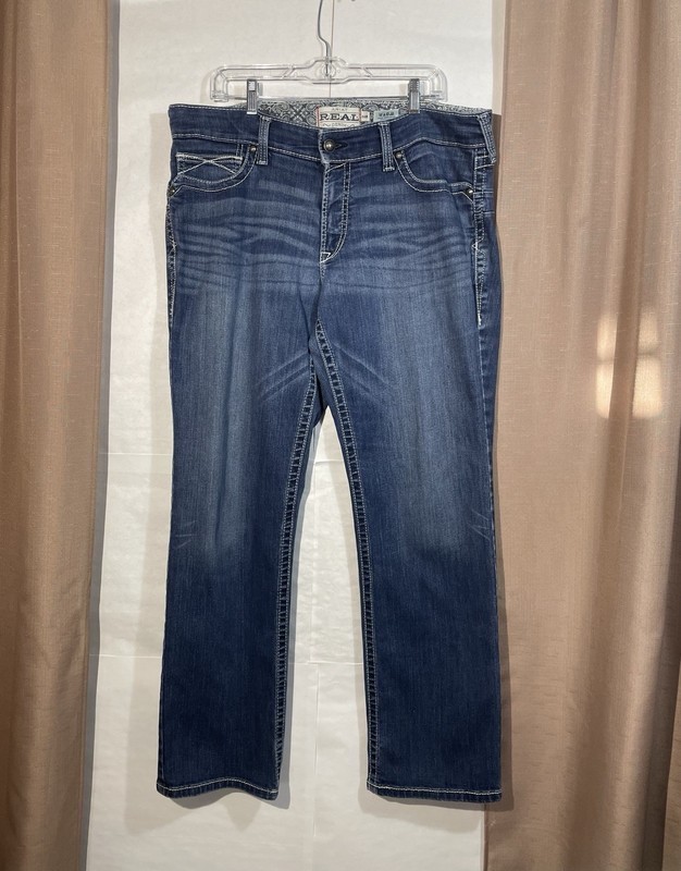 Ariat Women’s 34R R.E.A.L. Mid Rise Stretch Icon Straight Leg Blue Jeans GUC