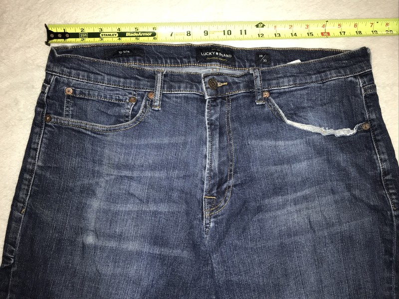 LUCKY BRAND ~ Men’s «121 Slim» Jeans ~ 38×30 (measured) 99% Cotton 1% Elastane