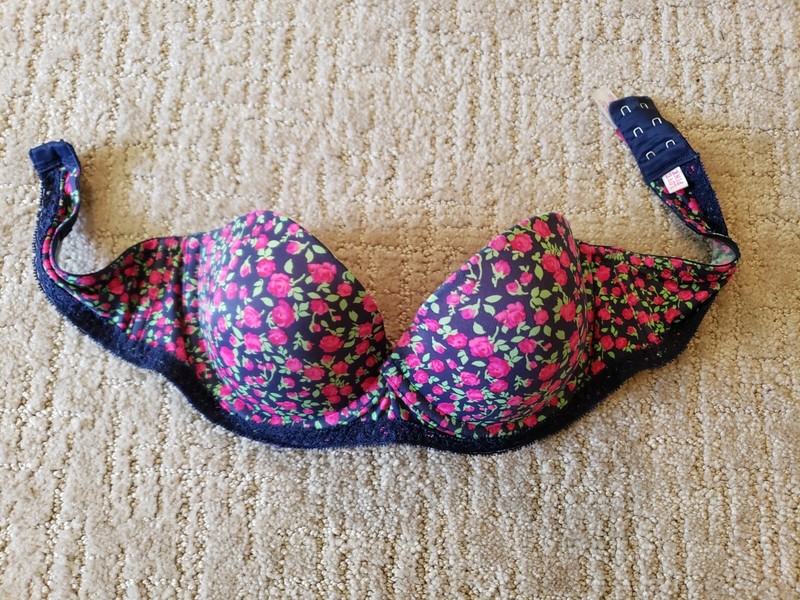 Pink Victoria’s Secret Bra 34 B Multi Way Plunge 34B Navy Blue Pink Green Roses