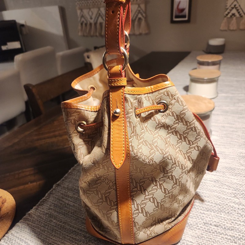 Dooney & Bourke Logo Bucket Drawstring Shoulder Bag Beige/Brown Gold Hardware gallery