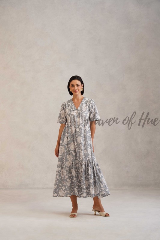 Pastel Multi Tiered Cotton A-Line Dress with Flat Vintage Collar