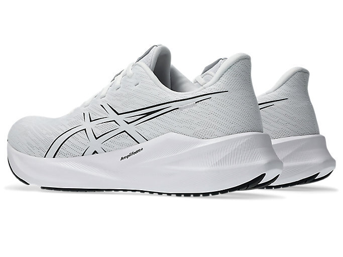 ASICS Running Shoes VERSABLAST 4 1011B984.100 White / Black gallery