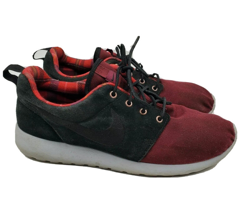 Nike Roshe One Premium Night Maroon Black Size 11.5 Mens 525234-602