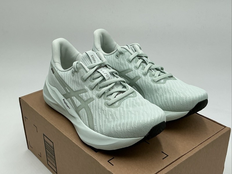 Asics VersaBlast 4 1012B775 Sneaker Women’s Size 8.5 Green Running Shoes Ebay918