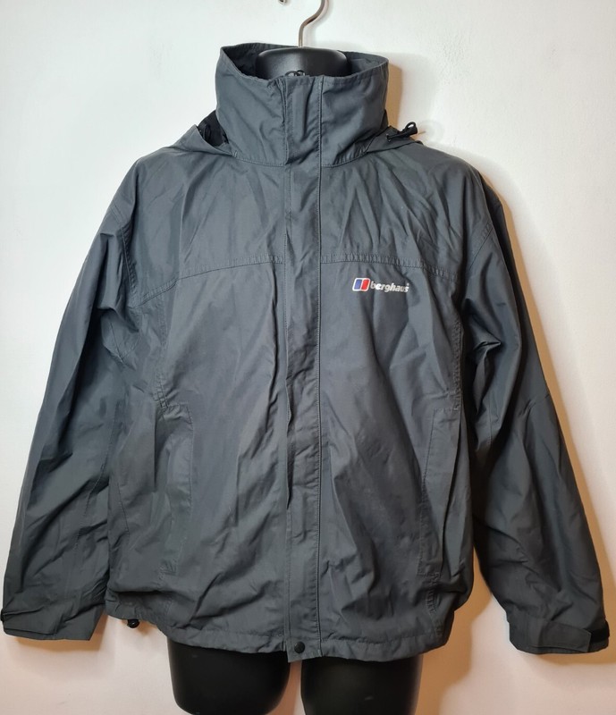 Berghaus AQ2 Waterproof Coat Jacket Full Zip Grey – size Medium