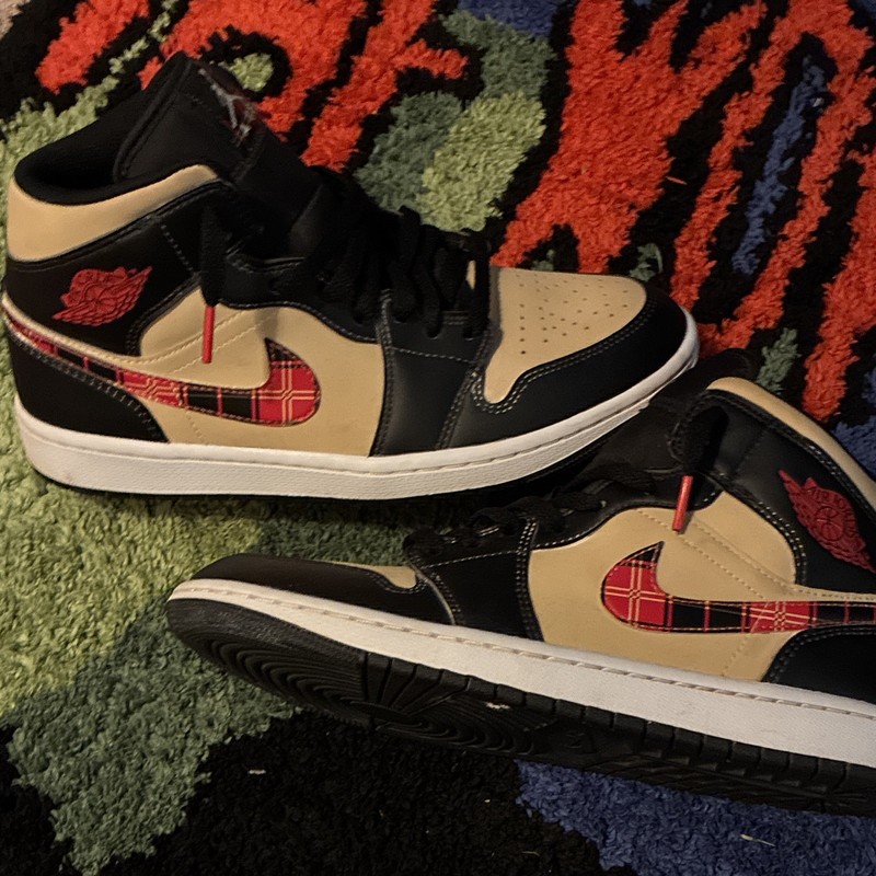 Jordan Air Jordan 1 Mid Iron Grey Plaid Swoosh Black Beige Red DQ8426-001