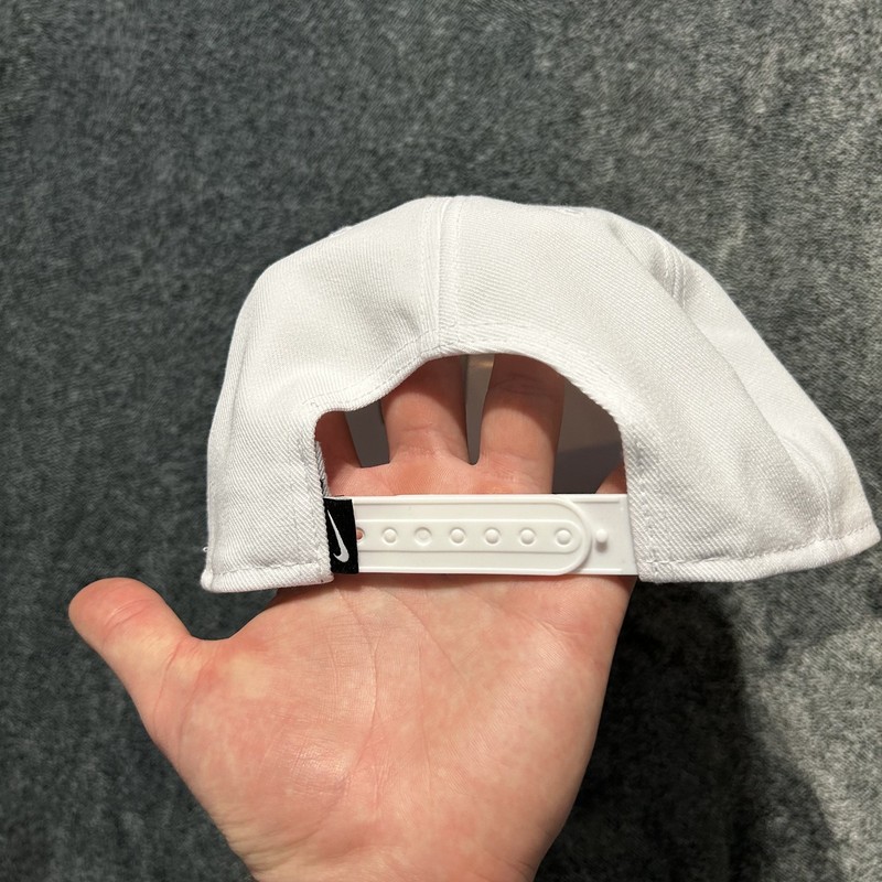 Nike Mens Size L/XL White Dri Fit Pro Structured Futura Cap Hat gallery