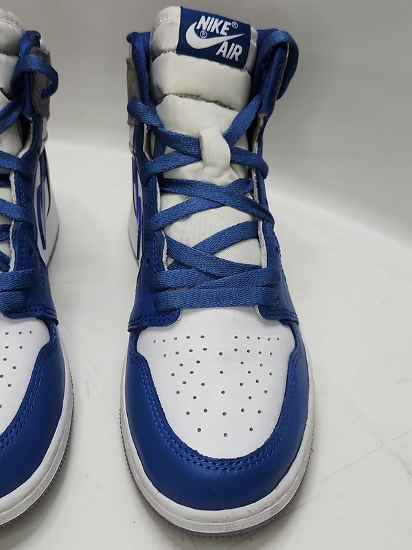 Air Jordan 1 Retro High OG True Blue Size 7Y / WOMAN 8.5Excellent Condition [69] gallery