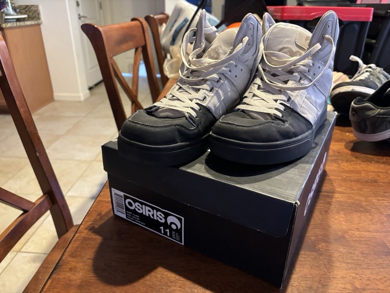 Osiris Clone Tan/Black Men’s Size 11 Skate Shoes