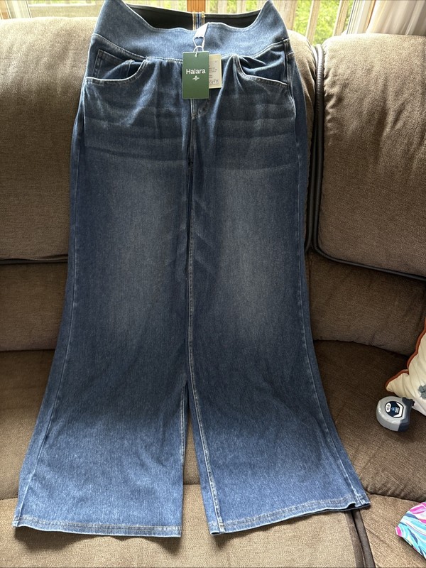 Halara Flex™High Waisted baggy Wide Leg Jeans with Pockets SIZE M New With Tags