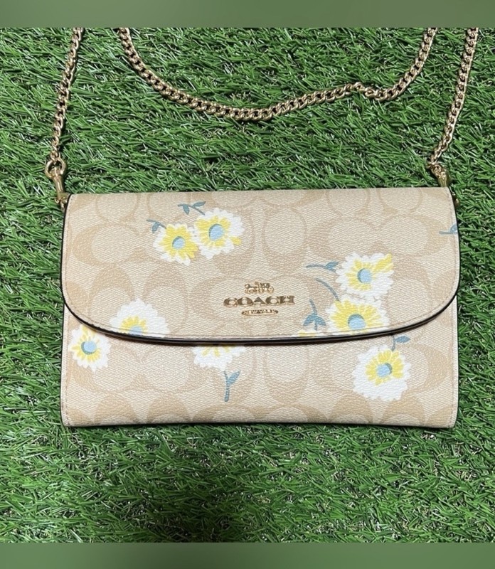 Coach Signature Logo Floral Chain Wallet Clutch Beige Yellow White Blue Gemma