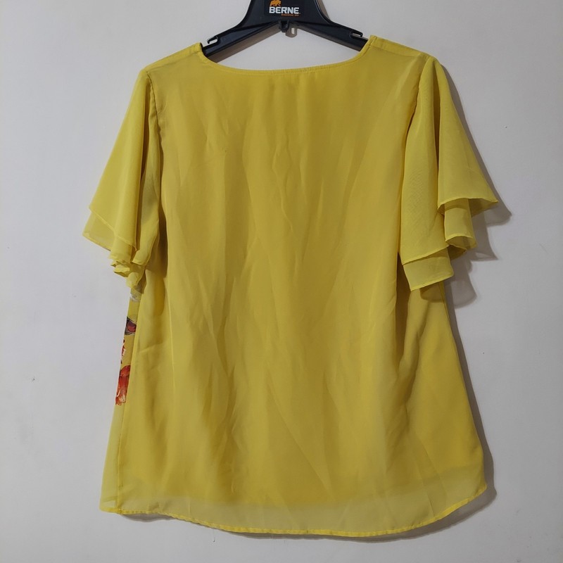 C Est 1946 Women's Large Yellow Lined Floral Top, V-Neck, Flutter Sleeve gallery