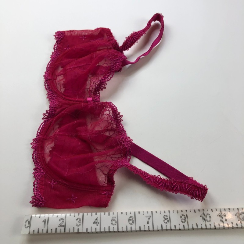 Chantelle Bra Unknown Size / 29 Band D/DD Cup Unlined Underwire Lace Pink gallery