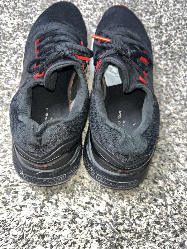 New- Under Armour UA Charged Vantage Marble Running Shoes Black/Red Size 11.5 M gallery