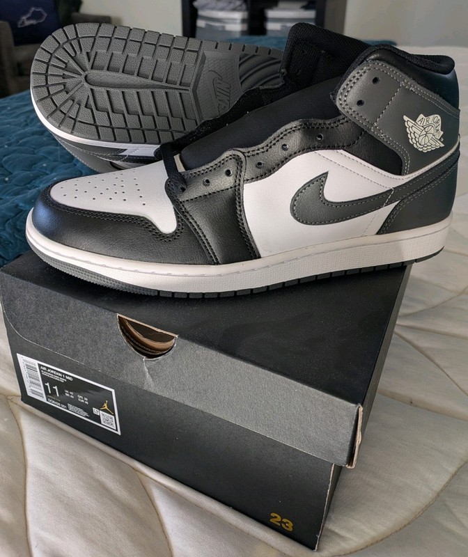 Jordan Air Jordan 1 Mid Black Iron Grey White Never worn Never laced up