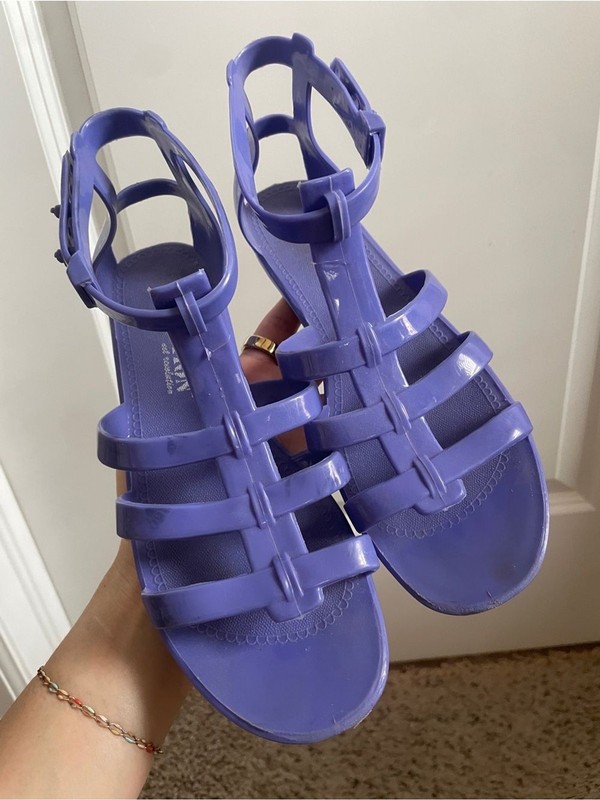 Purple Women’s Jelly Gladiator Sandals Size 7 Water Friendly Ankle Strap Summer