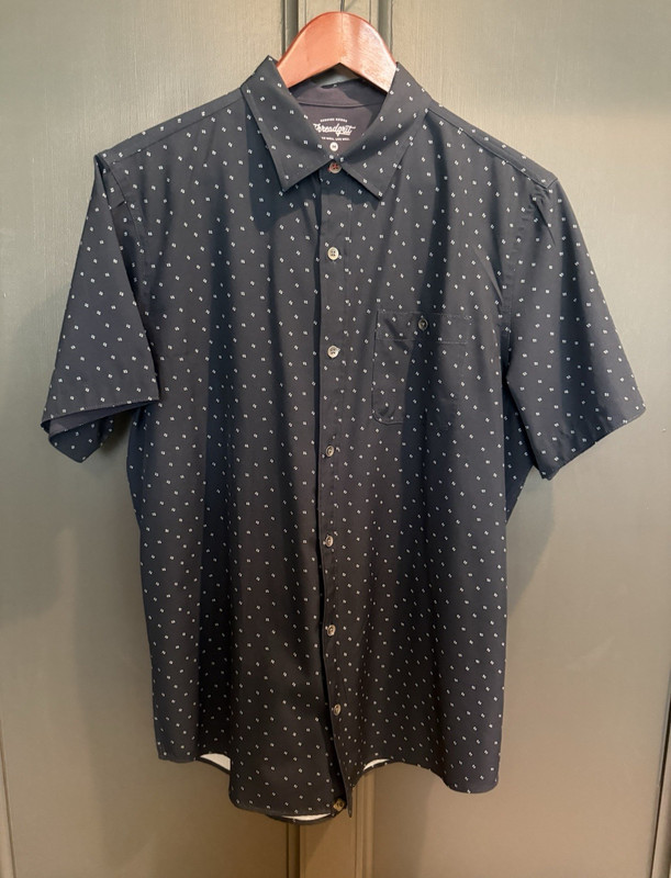 Threadgrit Mens Medium Performance Button Up Shirt Navy Print UPF