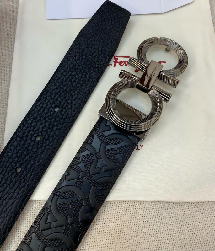 Salvatore Ferragamo Gancini Men’s Reversible Leather Belt