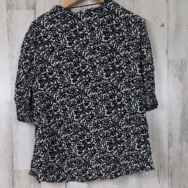 Terra & Sky Black White Patterned Blouse Vneck Smocking Size 1X 16W-18W gallery