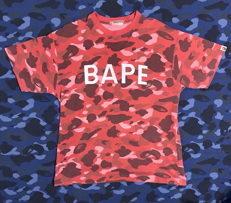 OG 2004 Nigo A Bathing Ape BAPE N.E.R.D/Pharrell Camo Spellout Size XL T Shirt
