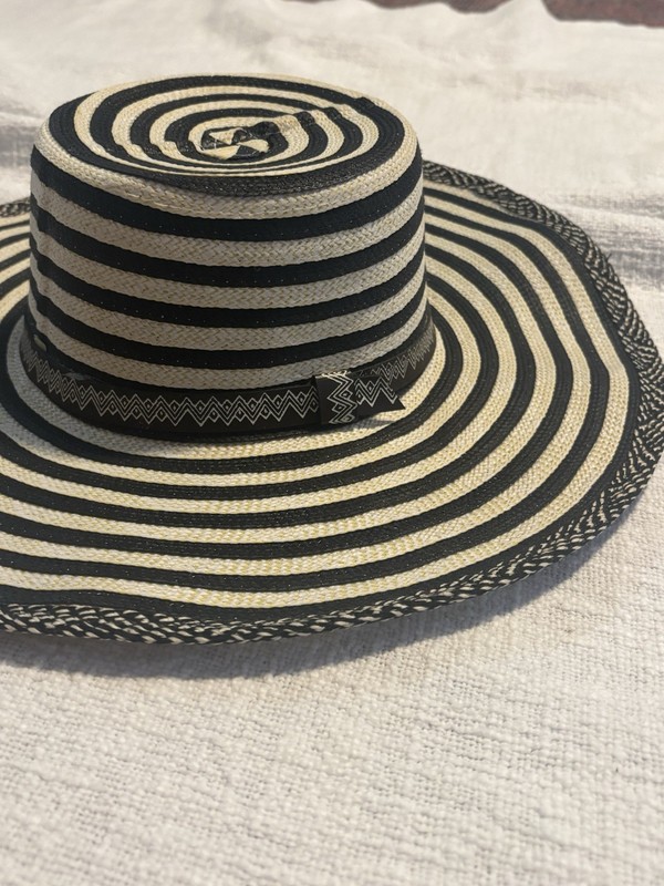 Monihil Sombreros Women’s Straw Sun Hat Black/Beige Striped Wide Brim One Size